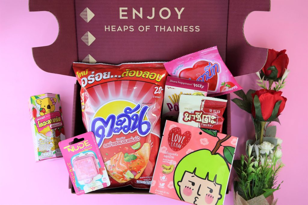 heap brand valentine theme thai snack box