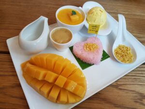 Thai mango sticky rice with coconut milk